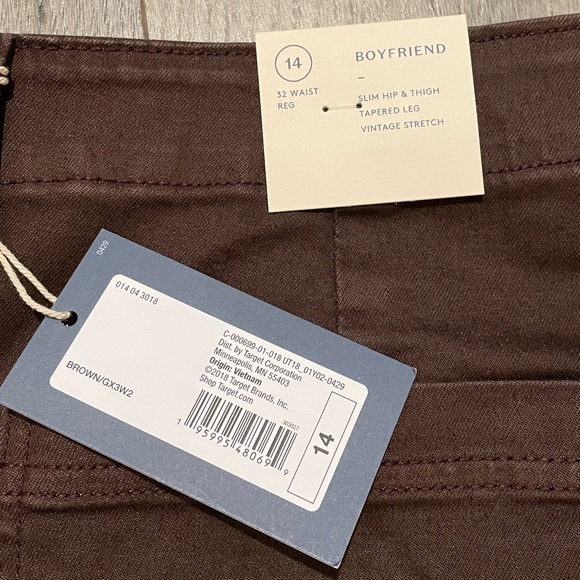 Women’s Pants - Picture 5 of 5